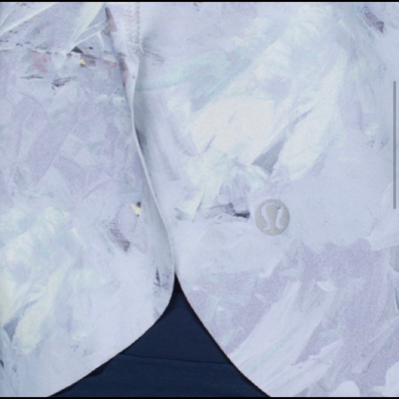 Lululemon Water: Sea-Me Run Singlet - Picture 4 of 7